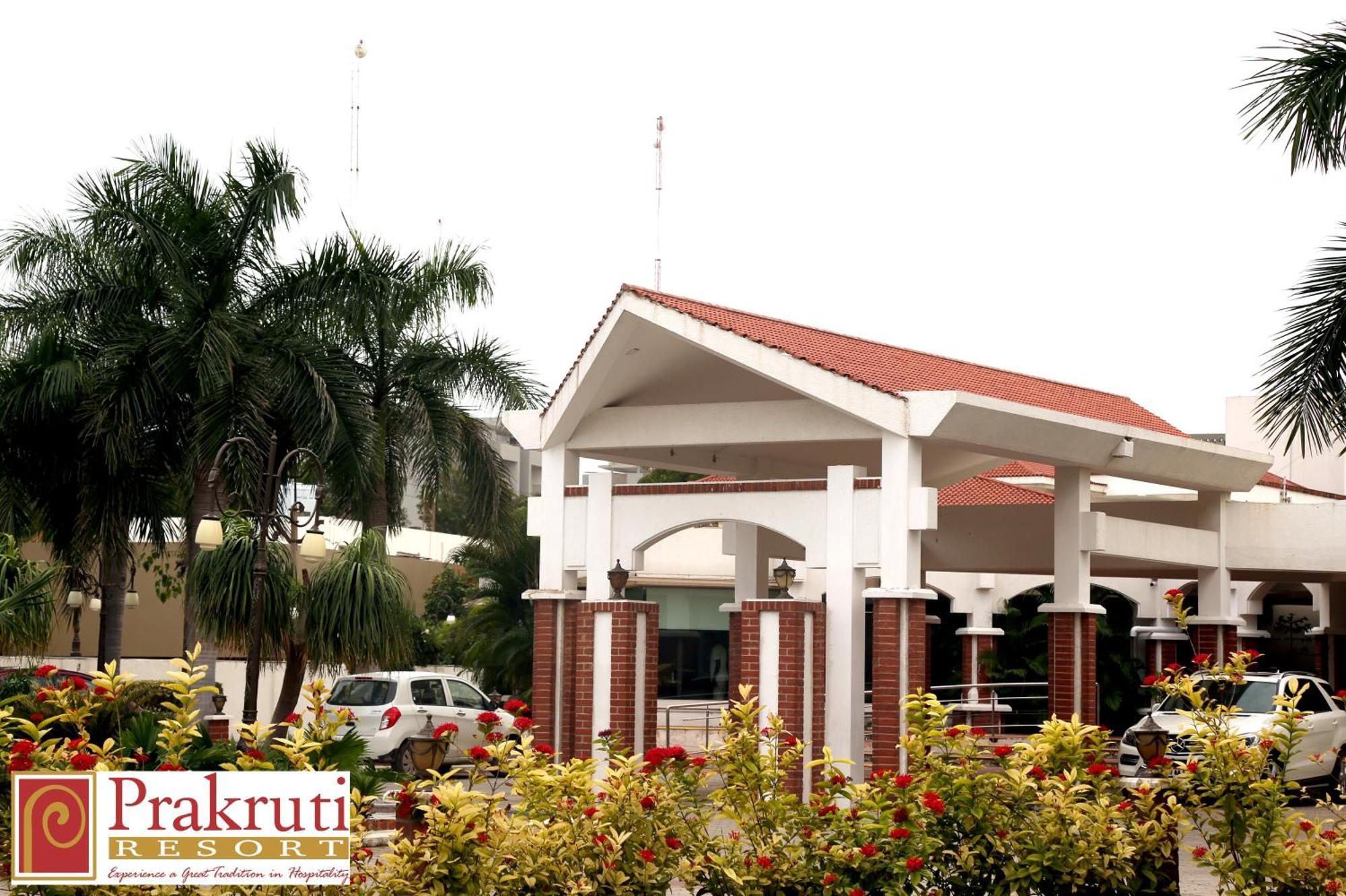 Prakruti Resort Vadodara Zewnętrze zdjęcie