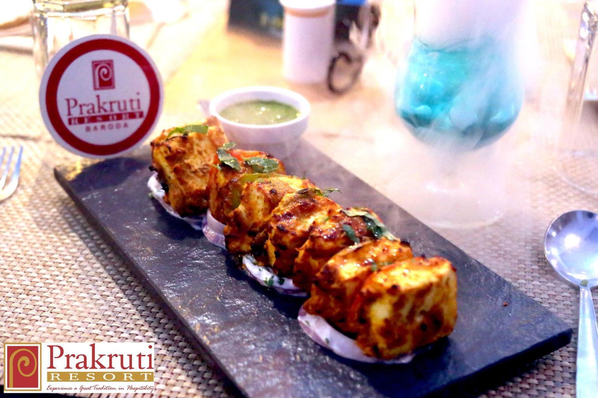 Prakruti Resort Vadodara Zewnętrze zdjęcie