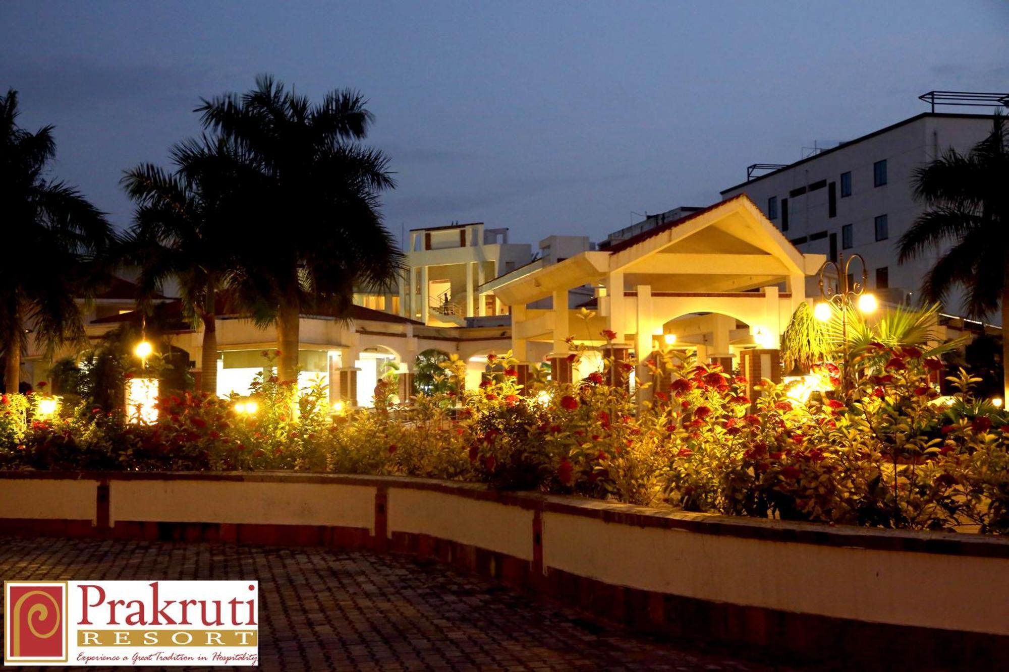 Prakruti Resort Vadodara Zewnętrze zdjęcie