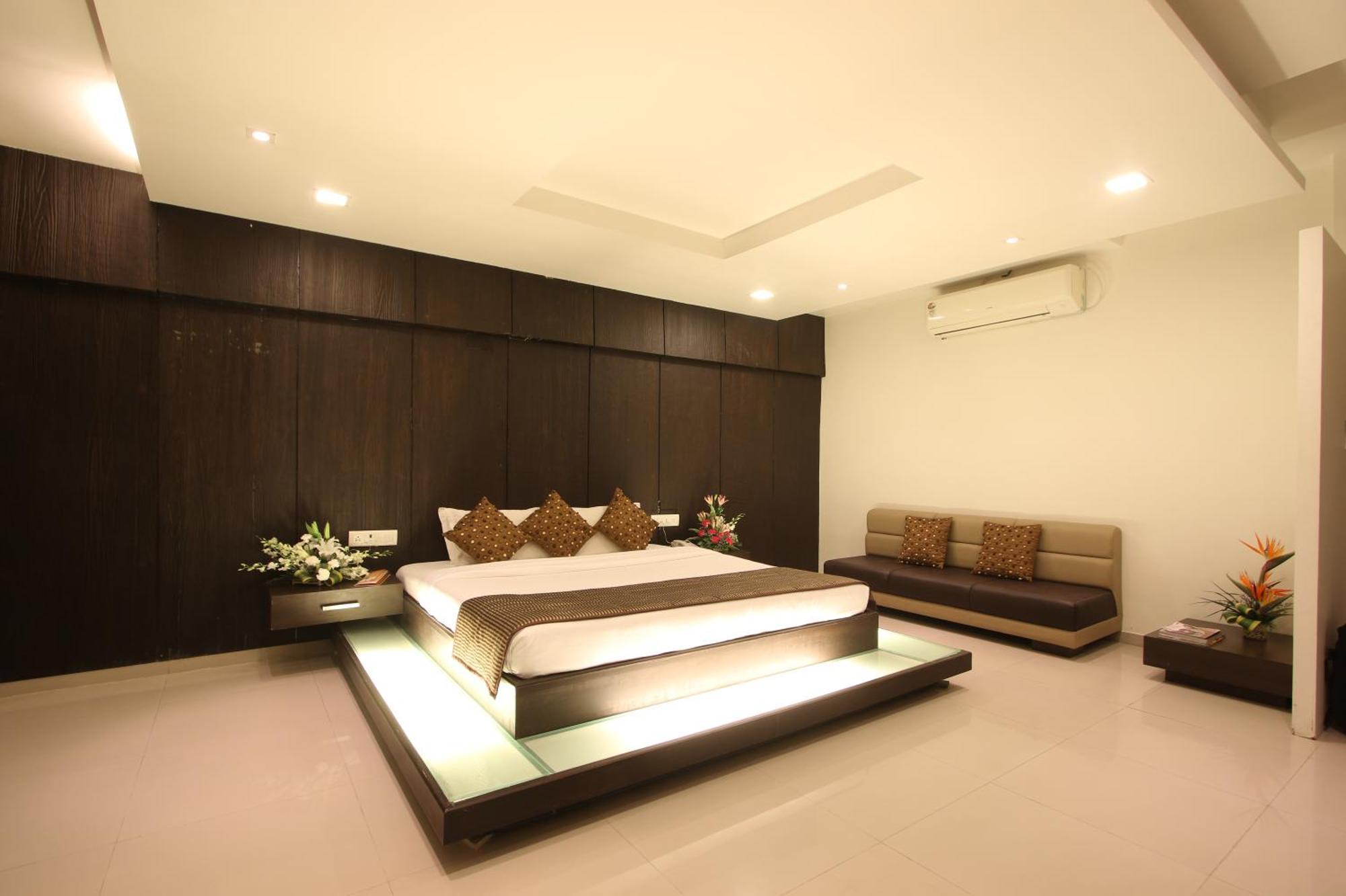 Prakruti Resort Vadodara Zewnętrze zdjęcie